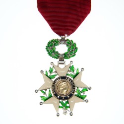 Médaille de  la légion d’honneur. Dans une boite en carton.